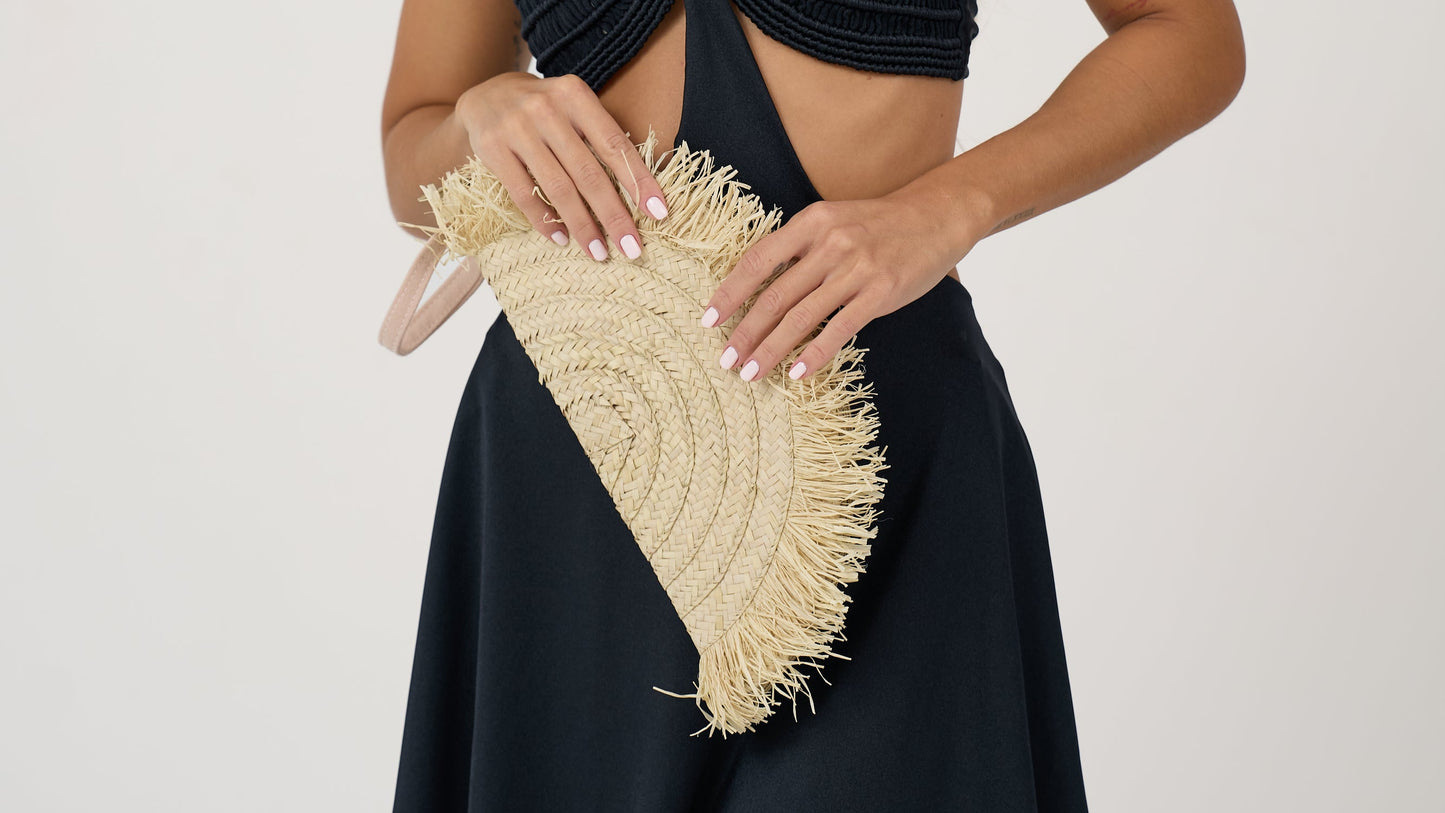 Lightweight Maldives Bag with a soft, wave-like texture, this fan-shaped clutch is more than just an accessory  it’s your statement piece for the hottest summer days.